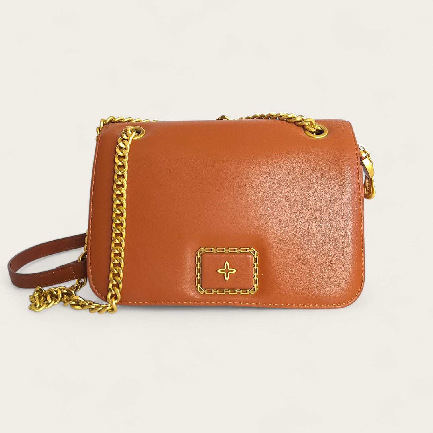 Bolsa Feminina Transversal com Corrente Dourada