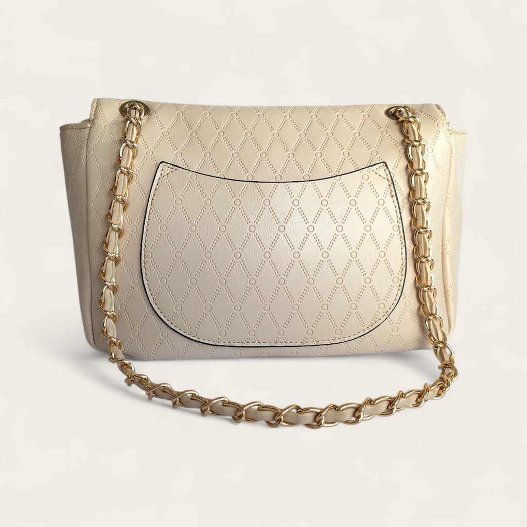 Bolsa Feminina Matelassê Bege com Corrente